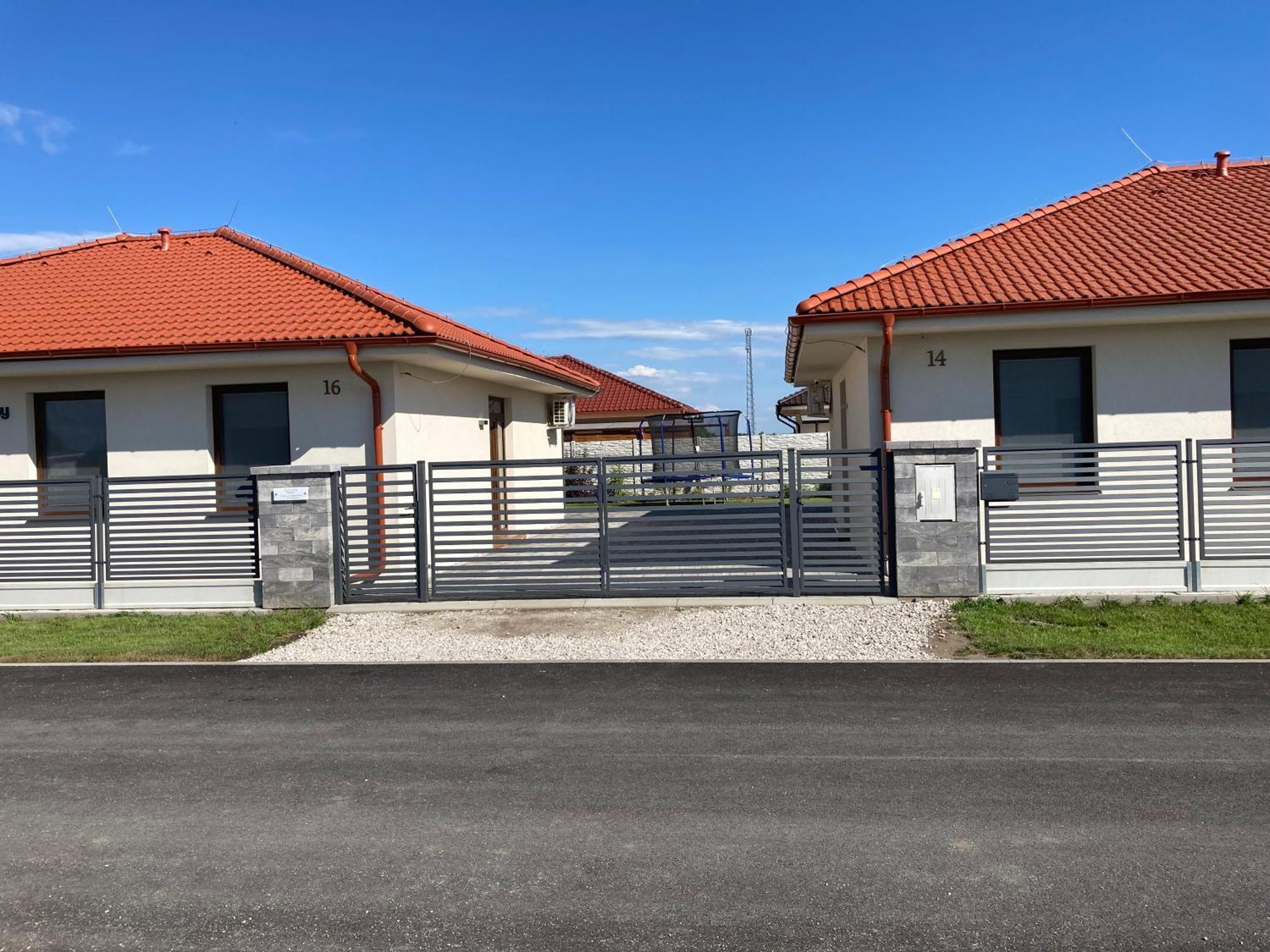 Apartmany Rubin Nesvady Exterior photo